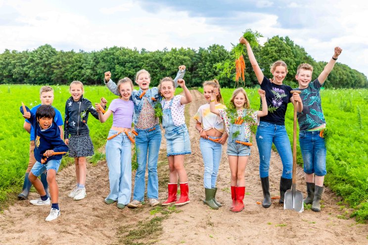 Onderzoek naar warme, groenterijke schoollunches